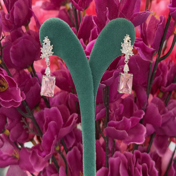 Pinker Küpe